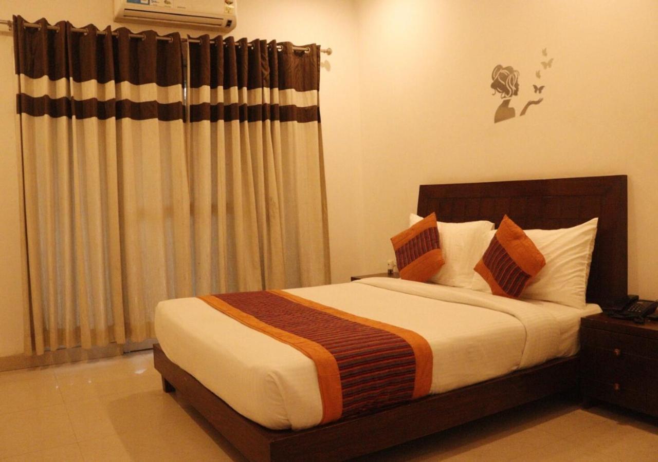 Hotel Zion Inn Varanasi Exterior photo